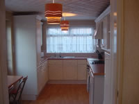 Modern spacious kitchen with breakfast bar/buffet bar